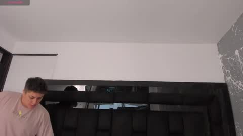 ian online show from 11.03.25