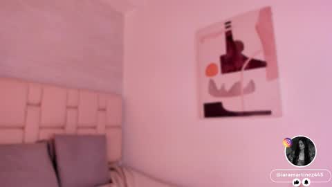 Snapshot of iara_martinez chatting on 02.14.25 I A R A online show from 02.14.25
