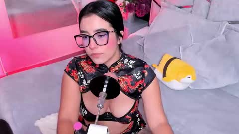 Ibbie Bennett online show from 10.15.25