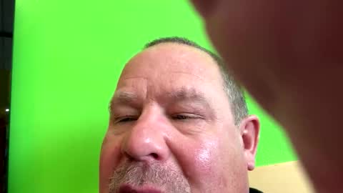 icanmakeyousquirt69 online show from 04.16.26