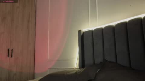 Crystall online show from 11.25.25