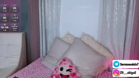 Snapshot of ice_y_abigail chatting on 03.10.25 ice_y_abigail online show from 03.10.25