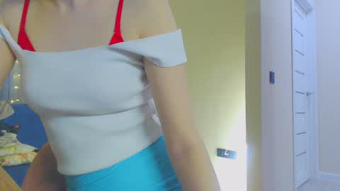 Snapshot of icebaby16 chatting on 12.24.24 Ice online show from 12.24.24