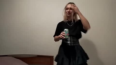 Jade online show from 11.05.25