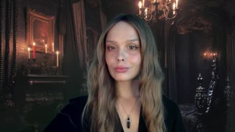 Nina online show from 09.29.25