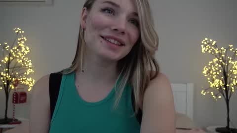 Danielle online show from 02.09.25