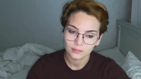 Snapshot of iceeheart chatting on 10.02.25 Ksenia online show from 10.02.25