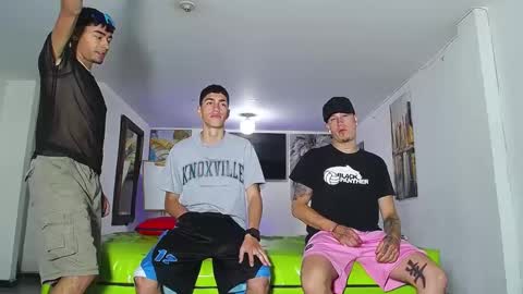 THOMAS AND DAMIAND online show from 09.28.25