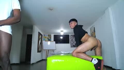 THOMAS AND DAMIAND online show from 10.17.25