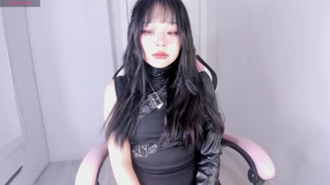 Hitomi   online show from 01.26.25