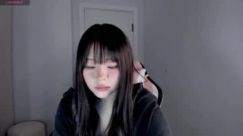 Hitomi   online show from 10.24.25