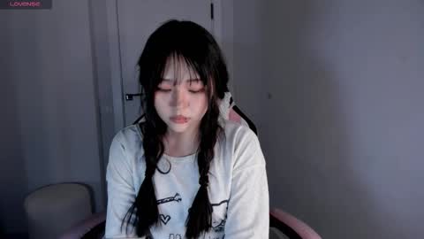 Hitomi   online show from 10.26.25