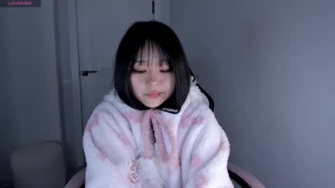 Hitomi   online show from 11.06.25