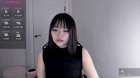 Hitomi   online show from 11.29.25