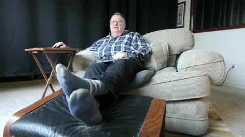 Snapshot of icihristopher chatting on 02.12.25 Christopher online show from 02.12.25