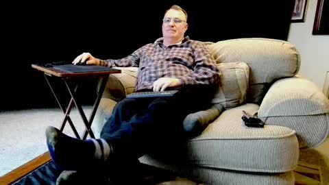 Snapshot of icihristopher chatting on 02.15.25 Christopher online show from 02.15.25