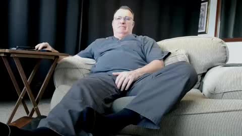 Snapshot of icihristopher chatting on 02.15.25 Christopher online show from 02.15.25