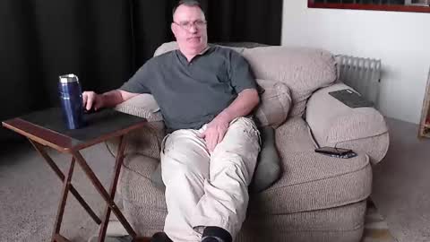 Snapshot of icihristopher chatting on 02.18.25 Christopher online show from 02.18.25