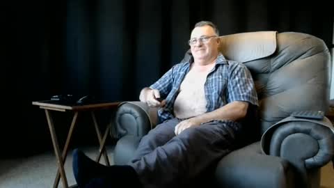 Snapshot of icihristopher chatting on 09.25.25 Christopher online show from 09.25.25