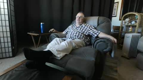 Snapshot of icihristopher chatting on 10.07.25 Christopher online show from 10.07.25