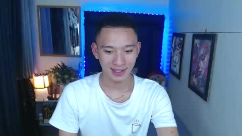 Snapshot of iconicmateo chatting on 01.15.25 Mateo online show from 01.15.25