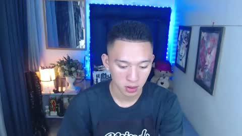 Snapshot of iconicmateo chatting on 01.16.25 Mateo online show from 01.16.25