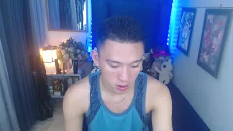 Snapshot of iconicmateo chatting on 01.24.25 Mateo online show from 01.24.25
