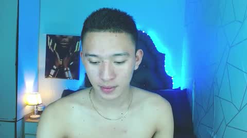 Snapshot of iconicmateo chatting on 02.18.25 Mateo online show from 02.18.25