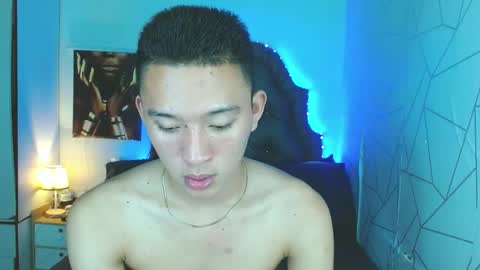 Snapshot of iconicmateo chatting on 02.19.25 Mateo online show from 02.19.25