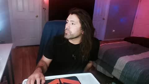 Snapshot of icy_ivy chatting on 01.07.25 Ivan online show from 01.07.25
