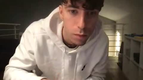 Snapshot of icyninesix chatting on 12.17.24 icyninesix online show from 12.17.24