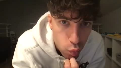 Snapshot of icyninesix chatting on 12.19.24 icyninesix online show from 12.19.24