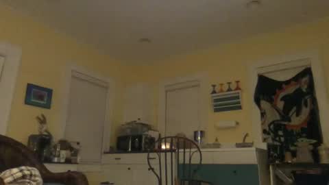 Snapshot of idksohorny chatting on 12.25.24 idksohorny online show from 12.25.24