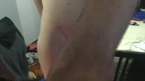 Snapshot of idksohorny chatting on 10.06.25 idksohorny online show from 10.06.25