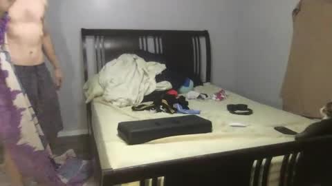 Snapshot of idksohorny chatting on 10.12.25 idksohorny online show from 10.12.25