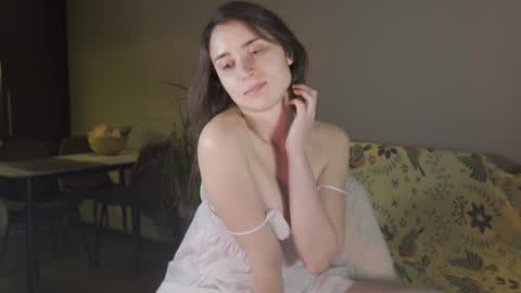 Belle online show from 01.18.25