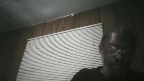 Snapshot of igasu chatting on 09.26.25 igasu online show from 09.26.25