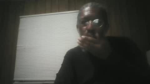 Snapshot of igasu chatting on 09.27.25 igasu online show from 09.27.25