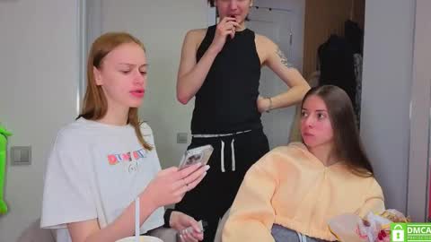 Julia and Mira online show from 02.09.26