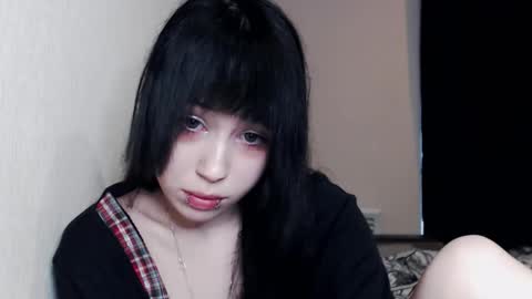 Snapshot of iiiiiiis chatting on 10.14.25 iiiiiiis online show from 10.14.25