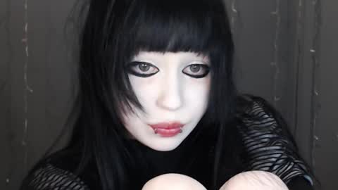 iiiiiiis online show from 03.17.26