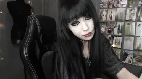 iiiiiiis online show from 04.20.26