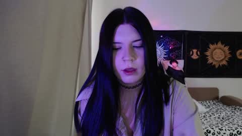 Snapshot of iintimate_flesh chatting on 04.29.26 Vella online show from 04.29.26