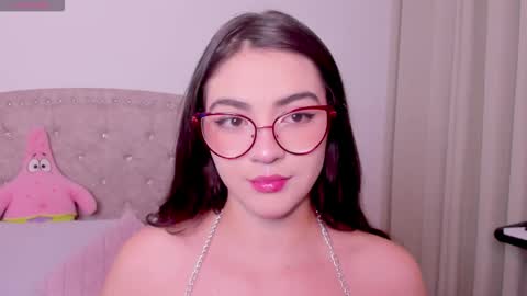 Snapshot of iki_mei chatting on 09.30.25 Maria online show from 09.30.25