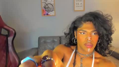 Snapshot of ile_matamba chatting on 09.18.25 ile_matamba online show from 09.18.25