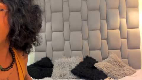 Snapshot of ile_matamba chatting on 09.30.25 ile_matamba online show from 09.30.25