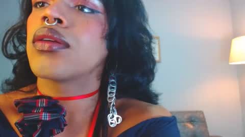 Snapshot of ile_matamba chatting on 10.03.25 ile_matamba online show from 10.03.25