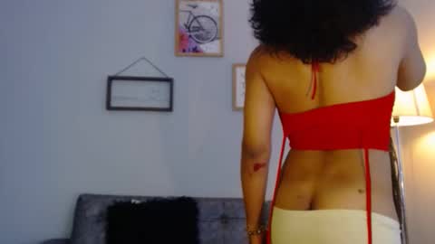 Snapshot of ile_matamba chatting on 10.07.25 ile_matamba online show from 10.07.25