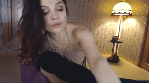 Snapshot of iliveinparadise chatting on 03.05.25 Adelia online show from 03.05.25