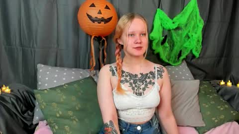 Annie online show from 10.28.25